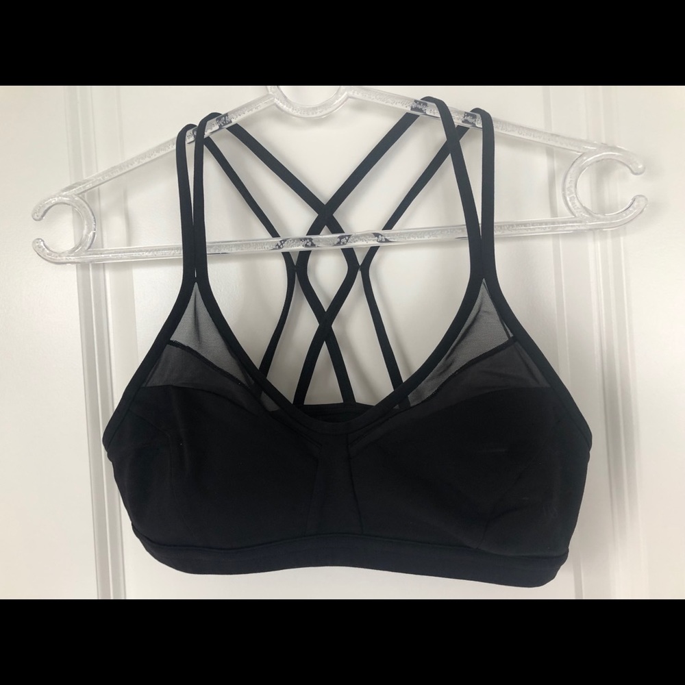 Lululemon sports bra Size 4